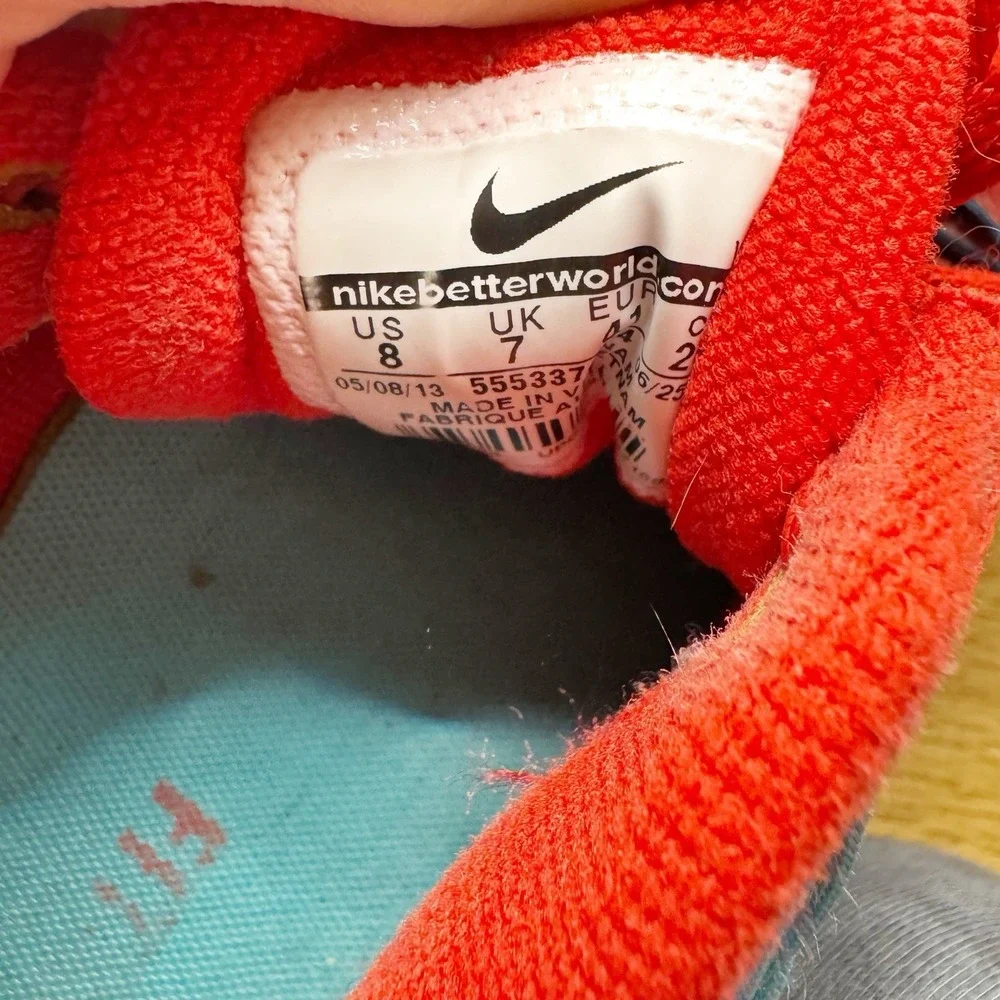 Nike LunarEclipse 3 Women Size 8 Red READ
